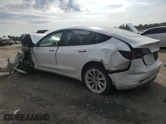 2022 Tesla Model 3 Long Range z VIN 5YJ3E1EB5NF290131, wystawiony jako Copart lot #61128624 z przebiegiem 57 274 mil mil oraz Szkoda całkowita • Salvage title. Historia ofert i sprzedaży dostępna na DreamBid. Obrazek 2.