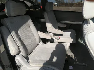 2004 Nissan Quest S with VIN 5N1BV28UX4N320900, listed as a IAAI auction lot 41995811 with 186,371 mi miles. Bid and sale history available at carsss.com. Image 8.