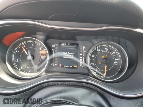 2021 Jeep Cherokee Latitude with VIN 1C4PJMCB5MD193647, listed as a Copart auction lot 58806815 with 10,690 mi miles and Salvage title. Bid and sale history available at DreamBid. Image 9.
