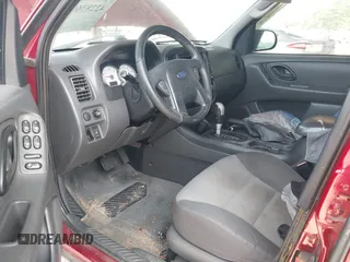 2005 Ford Escape XLS Value с VIN 1FMYU92Z75DA05019, выставлен на аукционе IAAI как лот 42283628 с пробегом 236 568 миль миль и . История ставок и продаж доступна на DreamBid. Изображение 5.