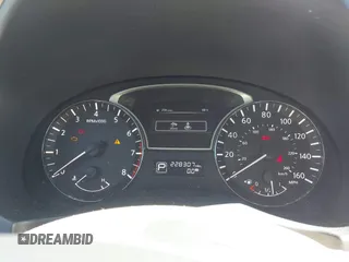 2014 Nissan Altima 2.5 S with VIN 1N4AL3AP2EC165035, listed as a IAAI auction lot 42188782 with 228,307 mi miles. Bid and sale history available at carsss.com. Image 7.