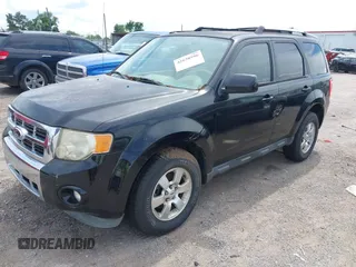 2010 Ford Escape Limited с VIN 1FMCU0EG8AKC35464, выставлен на аукционе IAAI как лот 42638596 с пробегом 223 525 миль миль и . История ставок и продаж доступна на DreamBid. Изображение 2.