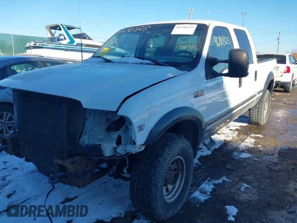 1999 Ford Super Duty F-250 XL with VIN 1FTNW21F9XEC14744, listed as a IAAI auction lot 41290325 with 200,113 mi miles. Bid and sale history available at carsss.com. Image 2.