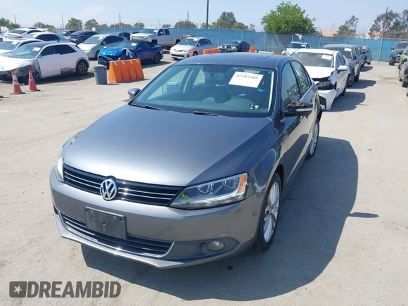 2011 Volkswagen Jetta SEL with VIN 3VWLZ7AJ0BM376892, listed as a IAAI auction lot 42185309 with 130,287 mi miles and . Bid and sale history available at DreamBid. Image 2.