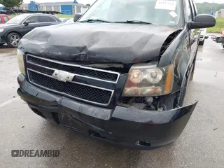 2007 Chevrolet Suburban LTZ with VIN 1GNFK16367J196596, listed as a IAAI auction lot 42392224 with 100,774 mi miles and . Bid and sale history available at DreamBid. Image 6.