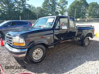 1995 Ford F-150 z VIN 1FTEX15N8SKB58783, wystawiony jako IAAI lot #40366102 z przebiegiem 148 639 mil mil oraz . Historia ofert i sprzedaży dostępna na DreamBid. Obrazek 2.