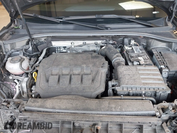 2021 Audi Q3 S line Premium Plus with VIN WA1EECF32M1054629, listed as a IAAI auction lot 41588322 with 33,385 mi miles and . Bid and sale history available at DreamBid. Image 10.