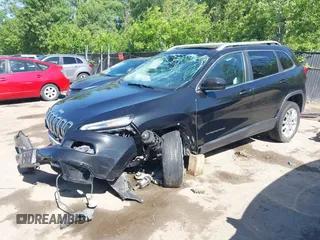 2014 Jeep Cherokee Limited with VIN 1C4PJLDB1EW204545, listed as a IAAI auction lot 42261081 with 260,164 mi miles and . Bid and sale history available at DreamBid. Image 17.