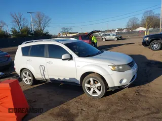 2007 Mitsubishi Outlander XLS with VIN JA4MT41X77Z009791, listed as a IAAI auction lot 41750131 with 0 mi miles. Bid and sale history available at carsss.com. Image 13.
