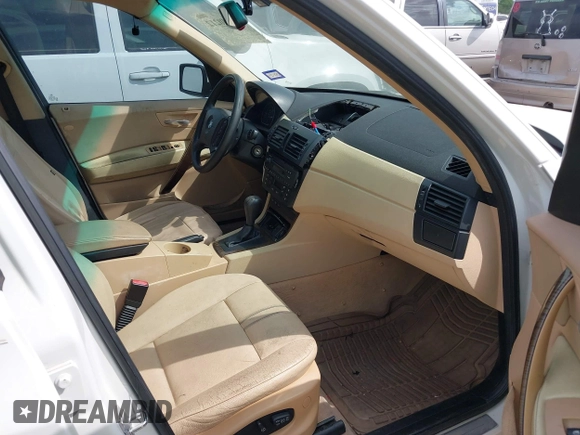 2005 BMW X3 3.0i z VIN WBXPA93485WD12527, wystawiony jako IAAI lot #42140212 z przebiegiem 345 646 mil mil oraz . Historia ofert i sprzedaży dostępna na DreamBid. Obrazek 5.