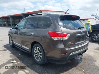 2015 Nissan Pathfinder SL with VIN 5N1AR2MNXFC689849, listed as a IAAI auction lot 42038551 with 165,019 mi miles and . Bid and sale history available at DreamBid. Image 3.
