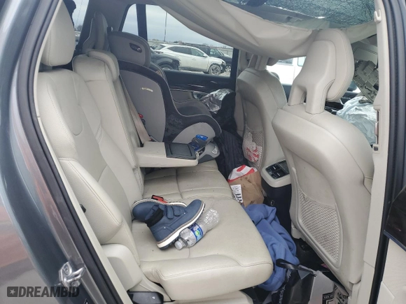 2017 Volvo XC90 Momentum with VIN YV4A22PK7H1157030, listed as a Copart auction lot 42734555 with 0 mi miles and Salvage Title. Bid and sale history available at carsss.com. Image 12.