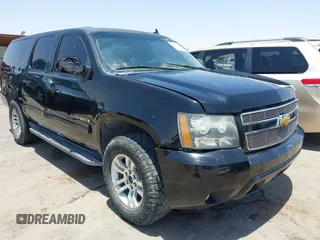 2013 Chevrolet Suburban LT z VIN 1GNSCJE02DR176393, wystawiony jako IAAI lot #42483598 z przebiegiem Nie podano mil oraz . Historia ofert i sprzedaży dostępna na DreamBid. Obrazek 1.