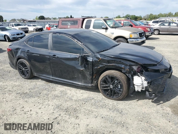 2025 Toyota Camry LE with VIN 4T1DAACK2SU088820, listed as a Copart auction lot 52453465 with 989 mi miles and Salvage Title. Bid and sale history available at carsss.com. Image 4.