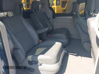 2012 Volkswagen Routan SE with VIN 2C4RVABG7CR309337, listed as a IAAI auction lot 42610070 with 117,214 mi miles and . Bid and sale history available at DreamBid. Image 8.