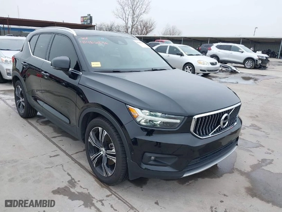 2019 Volvo XC40 Inscription with VIN YV4162UL8K2153314, listed as a IAAI auction lot 41466836 with 80,379 mi miles. Bid and sale history available at carsss.com. Image 1.