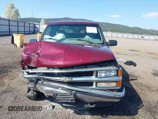 1998 Chevrolet Silverado 1500 with VIN 2GCEK19RXW1194136, listed as a IAAI auction lot 42111257 with 164,499 mi miles and . Bid and sale history available at DreamBid. Image 12.