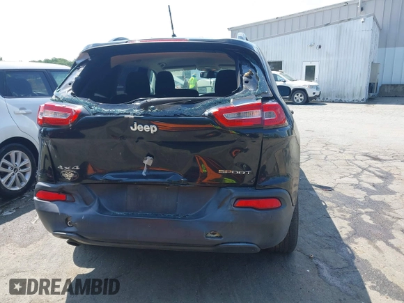 2015 Jeep Cherokee Sport с VIN 1C4PJMAB9FW675323, выставлен на аукционе IAAI как лот 42460681 с пробегом 197 119 миль миль и . История ставок и продаж доступна на DreamBid. Изображение 16.
