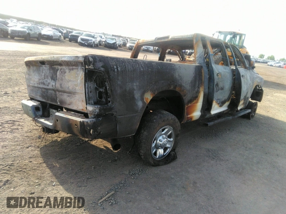 2018 Ram 2500 Big Horn with VIN 3C6UR5DL8JG275483, listed as a IAAI auction lot 42150792 with Not Provided miles. Bid and sale history available at carsss.com. Image 4.