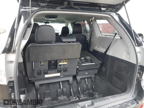 2017 Toyota Sienna SE with VIN 5TDXZ3DC2HS783440, listed as a IAAI auction lot 41549026 with 179,744 mi miles and . Bid and sale history available at DreamBid. Image 8.