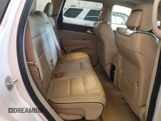 2017 Jeep Grand Cherokee Overland z VIN 1C4RJFCG8HC809868, wystawiony jako Copart lot #64056155 z przebiegiem 54 136 mil mil oraz Szkoda całkowita • Salvage title. Historia ofert i sprzedaży dostępna na DreamBid. Obrazek 10.