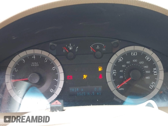2008 Ford Escape Limited with VIN 1FMCU04178KE82143, listed as a IAAI auction lot 42297792 with 352,516 mi miles and . Bid and sale history available at DreamBid. Image 7.