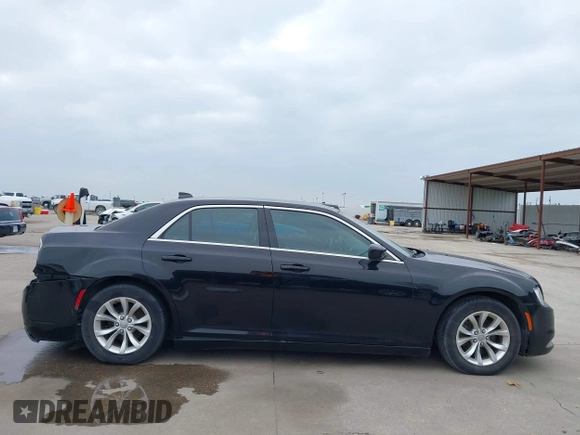 2016 Chrysler 300 Limited with VIN 2C3CCAAG7GH219523, listed as a IAAI auction lot 41932271 with 158,082 mi miles. Bid and sale history available at carsss.com. Image 13.