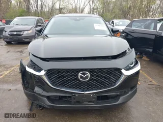 2021 Mazda CX-30 Select with VIN 3MVDMBBL2MM269790, listed as a IAAI auction lot 41903521 with 31,484 mi miles. Bid and sale history available at carsss.com. Image 12.