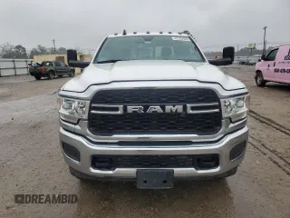 2022 Ram 2500 Tradesman with VIN 3C6UR5CJ1NG129156, listed as a Copart auction lot 45753645 with 41,600 mi miles and Salvage title. Bid and sale history available at DreamBid. Image 5.