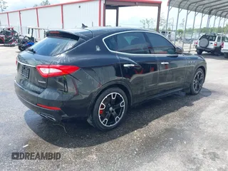2019 Maserati Levante z VIN ZN661XUA2KX308301, wystawiony jako IAAI lot #40950821 z przebiegiem 40 982 mil mil oraz . Historia ofert i sprzedaży dostępna na DreamBid. Obrazek 4.