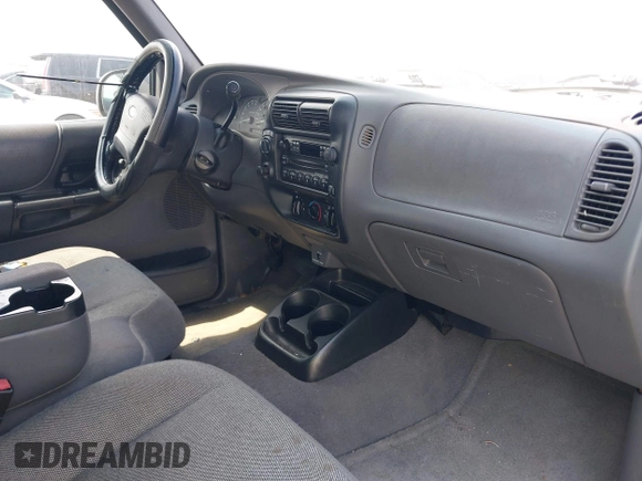 2002 Ford Ranger XL Fleet with VIN 1FTZR45E32PA88741, listed as a IAAI auction lot 42196048 with 105,309 mi miles. Bid and sale history available at carsss.com. Image 5.