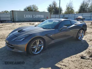 2015 Chevrolet Corvette Z51 3LT z VIN 1G1YM2D7XF5112657, wystawiony jako Copart lot #89336445 z przebiegiem Nie podano mil oraz Nie do naprawy • Non repairable. Historia ofert i sprzedaży dostępna na DreamBid. Obrazek 1.