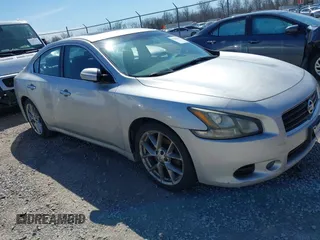 2011 Nissan Maxima 3.5 SV w/Premium Pkg with VIN 1N4AA5AP0BC864449, listed as a IAAI auction lot 41831267 with 197,296 mi miles. Bid and sale history available at carsss.com. Image 1.