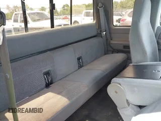 1997 Ford F-250 с VIN 1FTHX26H4VEA03307, выставлен на аукционе IAAI как лот 42491659 с пробегом 177 624 миль миль и . История ставок и продаж доступна на DreamBid. Изображение 8.