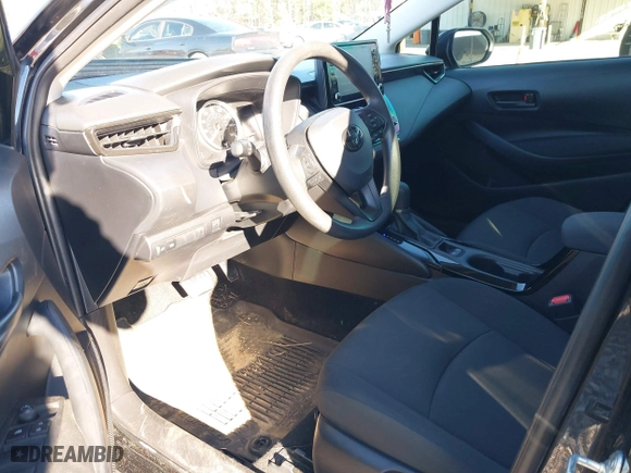2022 Toyota Corolla LE with VIN JTDEPMAE1NJ223751, listed as a IAAI auction lot 41595977 with 66,313 mi miles. Bid and sale history available at carsss.com. Image 5.