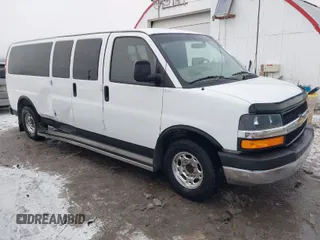 2010 Chevrolet Express Passenger LT z VIN 1GA2G1DG6A1110332, wystawiony jako IAAI lot #40909861 z przebiegiem 367 242 mil mil oraz . Historia ofert i sprzedaży dostępna na DreamBid. Obrazek 1.