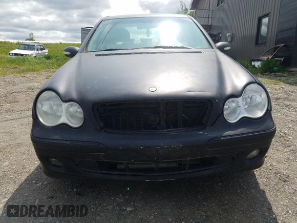 2005 Mercedes-Benz C 240 z VIN WDBRF81J75F626479, wystawiony jako Copart lot #58505095 z przebiegiem Nie podano mil oraz Szkoda całkowita • Salvage title. Historia ofert i sprzedaży dostępna na DreamBid. Obrazek 5.