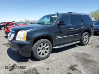 2009 GMC Yukon Denali z VIN 1GKFC03269R208864, wystawiony jako Copart lot #56246825 z przebiegiem 140 111 mil mil oraz Czysty tytuł • Clean title. Historia ofert i sprzedaży dostępna na DreamBid. Obrazek 1.