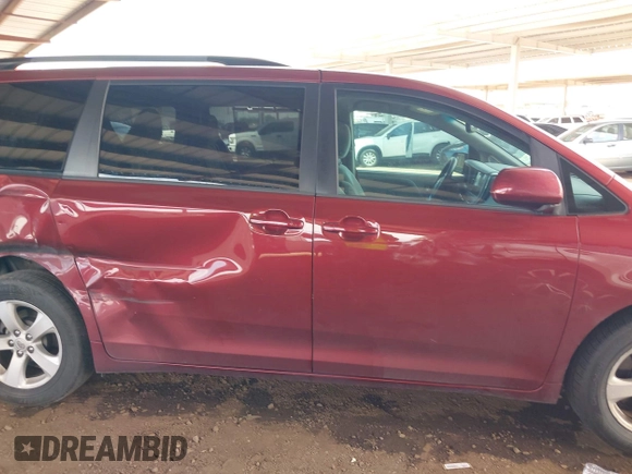 2017 Toyota Sienna LE Auto Access Seat с VIN 5TDKZ3DCXHS819305, выставлен на аукционе IAAI как лот 42284317 с пробегом 120 595 миль миль и . История ставок и продаж доступна на DreamBid. Изображение 14.