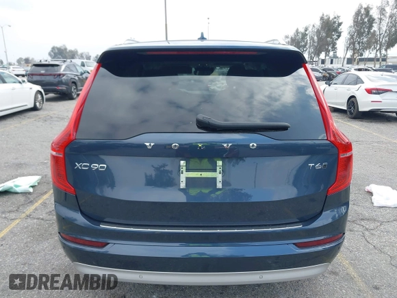 2022 Volvo XC90 Momentum with VIN YV4A22PKXN1817816, listed as a IAAI auction lot 41461524 with 48,048 mi miles. Bid and sale history available at carsss.com. Image 16.