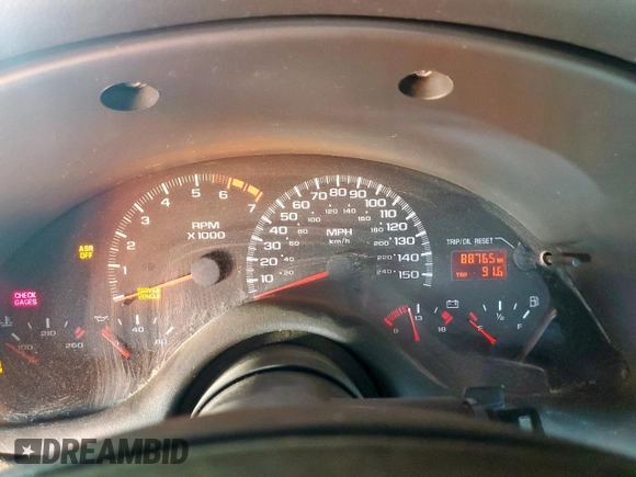 2000 Chevrolet Camaro Z28 z VIN 2G1FP22G4Y2164334, wystawiony jako Copart lot #61602805 z przebiegiem 88 765 mil mil oraz Czysty tytuł • Clean title. Historia ofert i sprzedaży dostępna na DreamBid. Obrazek 9.
