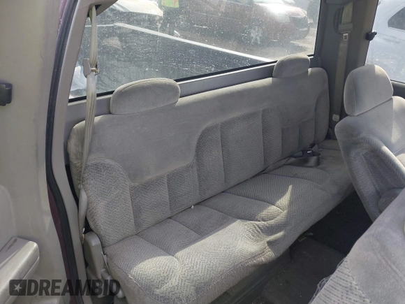 1997 Chevrolet Silverado 1500 with VIN 2GCEK19R5V1158174, listed as a IAAI auction lot 41461174 with 213,141 mi miles and . Bid and sale history available at DreamBid. Image 8.