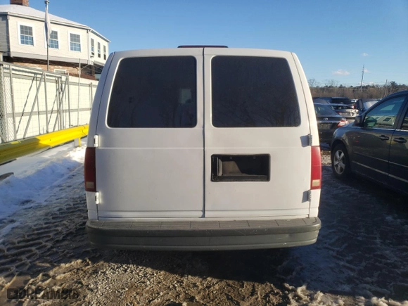 2005 Chevrolet Astro Cargo Van with VIN 1GCDM19X05B119268, listed as a Copart auction lot 48266825 with NaN miles and Clean Title. Bid and sale history available at carsss.com. Image 6.