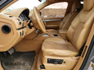 2009 Porsche Cayenne GTS z VIN WP1AD29P19LA62893, wystawiony jako Copart lot #54410625 z przebiegiem 113 366 mil mil oraz Szkody całkowita. Historia ofert i sprzedaży dostępna na DreamBid. Obrazek 7.