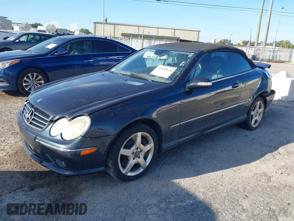 2005 Mercedes-Benz CLK 500 с VIN WDBTK75G75T035547, выставлен на аукционе IAAI как лот 42604824 с пробегом 124 025 миль миль и . История ставок и продаж доступна на DreamBid. Изображение 2.
