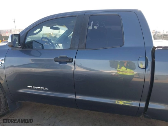 2007 Toyota Tundra SR5 with VIN 5TFRV54197X012822, listed as a IAAI auction lot 41969959 with 131,478 mi miles. Bid and sale history available at carsss.com. Image 14.