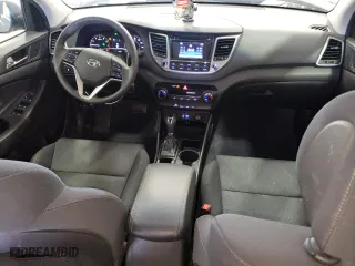 2017 Hyundai Tucson SE with VIN KM8J33A44HU568525, listed as a Copart auction lot 46370685 with 51,678 mi miles and Salvage Title. Bid and sale history available at carsss.com. Image 8.