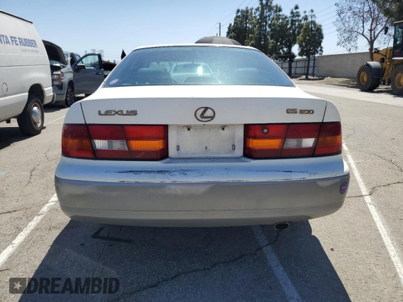 1998 Lexus ES 300 с VIN JT8BF28G8W5013500, выставлен на аукционе Copart как лот 49541405 с пробегом 146 355 миль миль и Списание • Salvage title. История ставок и продаж доступна на DreamBid. Изображение 6.