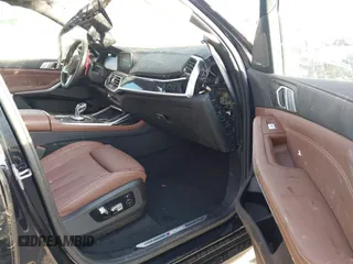 2022 BMW X7 M50i with VIN 5UXCX6C08N9M65716, listed as a IAAI auction lot 40795908 with 1 mi miles. Bid and sale history available at carsss.com. Image 5.