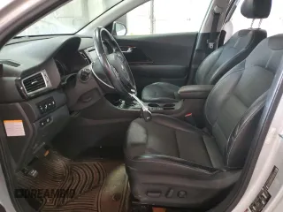 2017 Kia Niro EX with VIN KNDCC3LC6H5102039, listed as a Copart auction lot 55445845 with 132,958 mi miles and Clean Title. Bid and sale history available at carsss.com. Image 7.